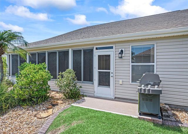 1857 POPPY CIRCLE, The Villages, FL 32162