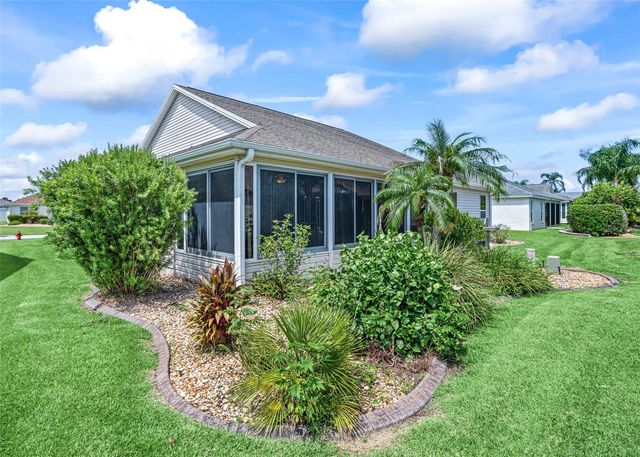 1857 POPPY CIRCLE, The Villages, FL 32162