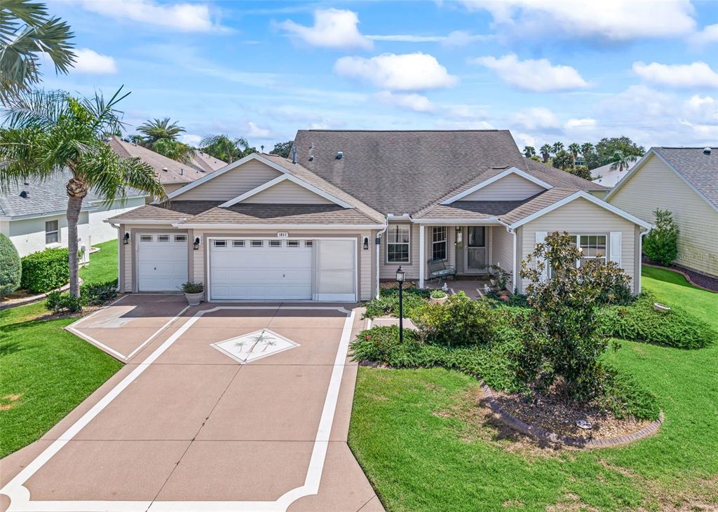 1857 POPPY CIRCLE, The Villages, FL 32162