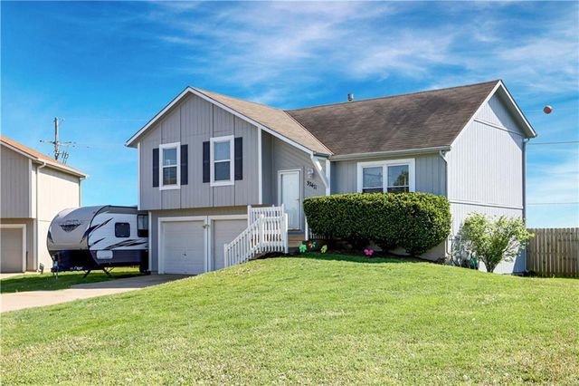 32471 W 174 Court, Gardner, KS 66030