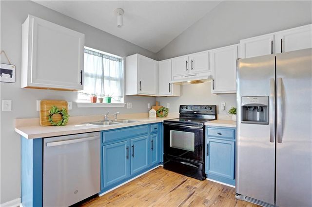 32471 W 174 Court, Gardner, KS 66030