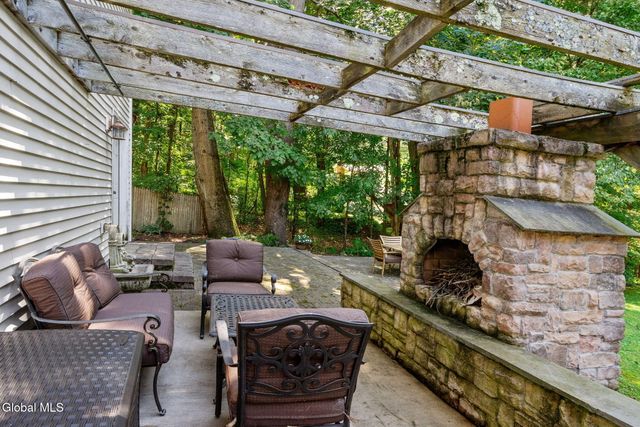 56 Sonat Road, Clifton Park, NY 12065