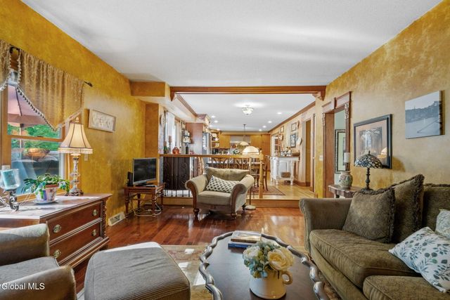 56 Sonat Road, Clifton Park, NY 12065