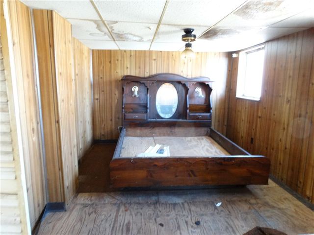 113 Clay Way, Mckees Rocks, PA 15136