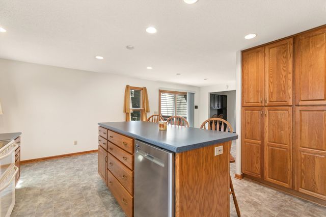 401 NW Kimberly Lane, Ankeny, IA 50023