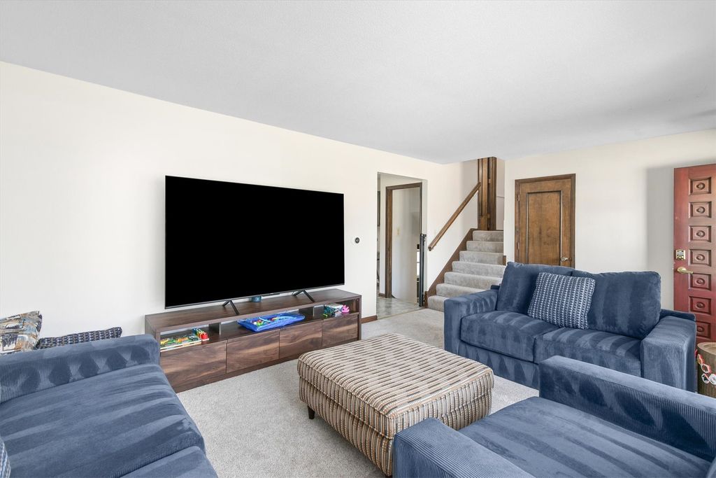 401 NW Kimberly Lane, Ankeny, IA 50023