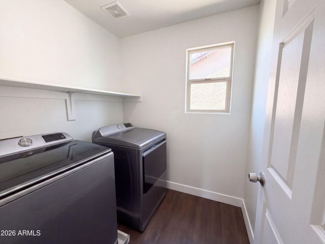 11036 W COLLEGE Drive, Phoenix, AZ 85037
