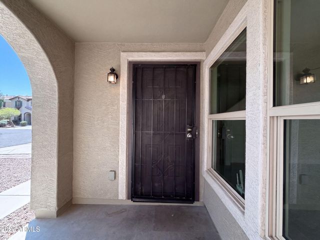 11036 W COLLEGE Drive, Phoenix, AZ 85037