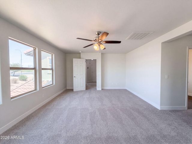 11036 W COLLEGE Drive, Phoenix, AZ 85037