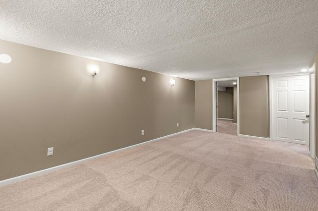 1474 Hampshire Avenue S, Saint Louis Park, MN 55426