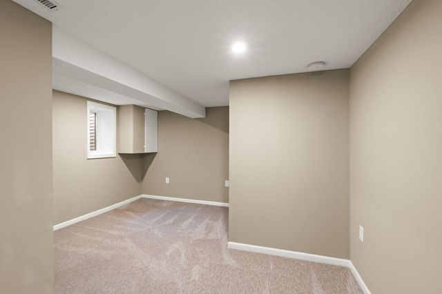 1474 Hampshire Avenue S, Saint Louis Park, MN 55426