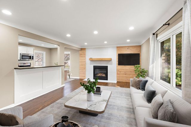 1474 Hampshire Avenue S, Saint Louis Park, MN 55426