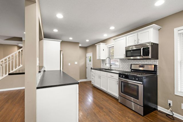 1474 Hampshire Avenue S, Saint Louis Park, MN 55426