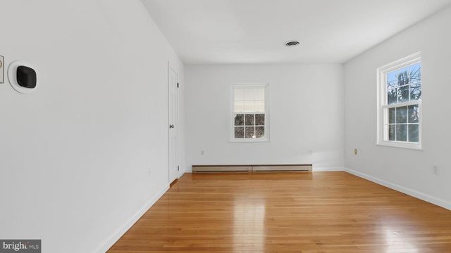 8620 PINECLIFF DR, Frederick, MD 21704