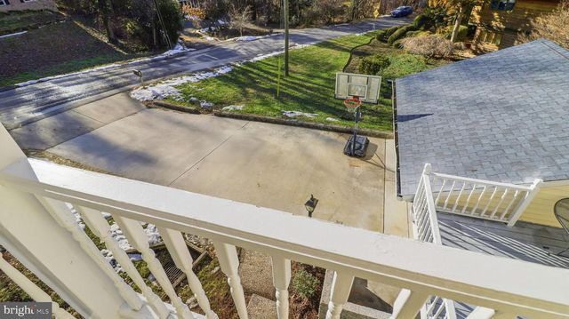 8620 PINECLIFF DR, Frederick, MD 21704