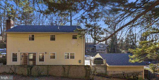 8620 PINECLIFF DR, Frederick, MD 21704