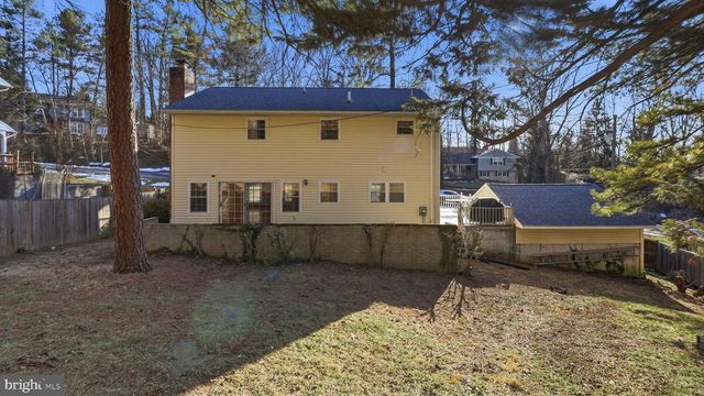 8620 PINECLIFF DR, Frederick, MD 21704