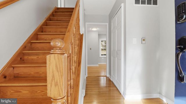 8620 PINECLIFF DR, Frederick, MD 21704