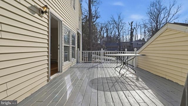 8620 PINECLIFF DR, Frederick, MD 21704