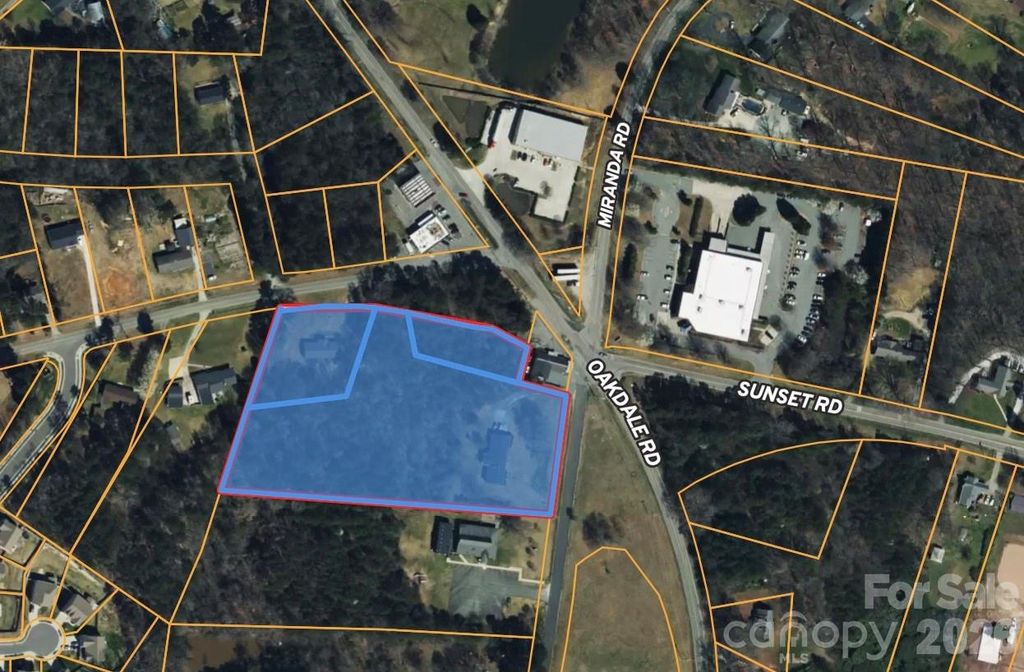 1827 Lawing Road, Charlotte, NC 28216