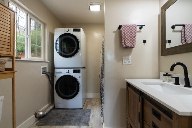 2185 Sierra Dr, Meadow Vista, CA 95722