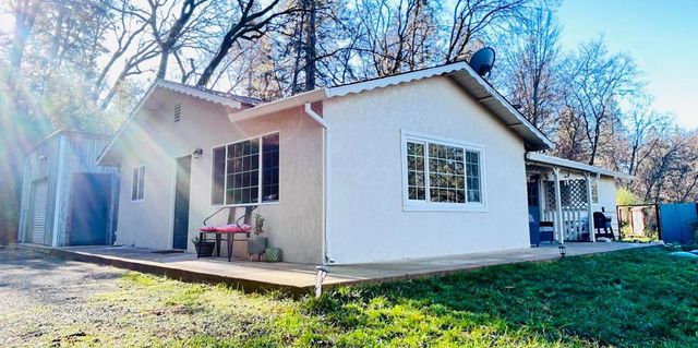 2185 Sierra Dr, Meadow Vista, CA 95722