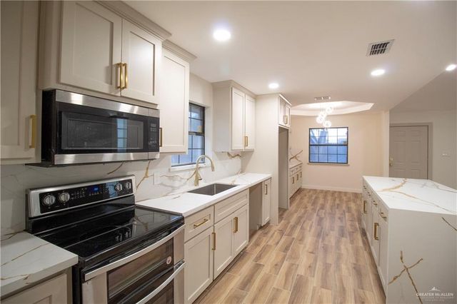 1615 Gloria Ann Drive, Edinburg, TX 78539