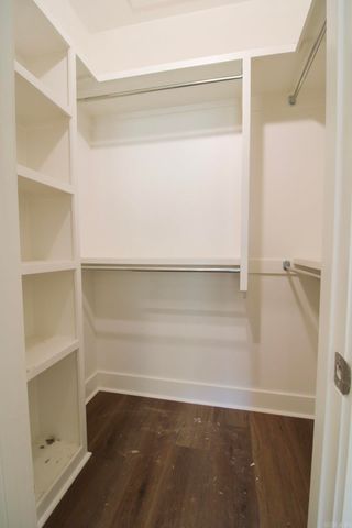 4685 College, Conway, AR 72034