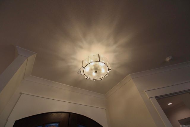 4685 College, Conway, AR 72034