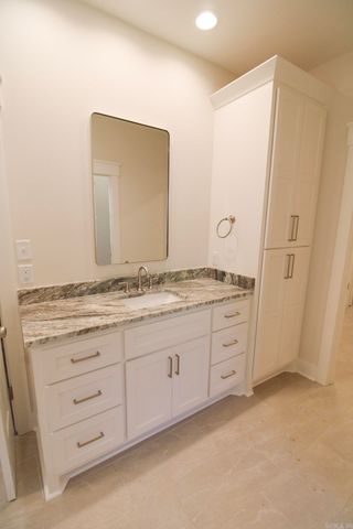 4685 College, Conway, AR 72034