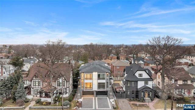 1047 Anderson Avenue B, Fort Lee, NJ 07024