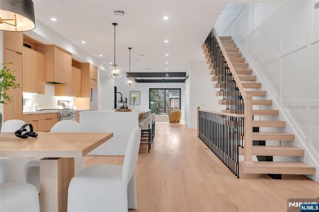 1047 Anderson Avenue B, Fort Lee, NJ 07024