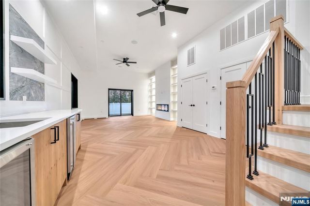 1047 Anderson Avenue B, Fort Lee, NJ 07024
