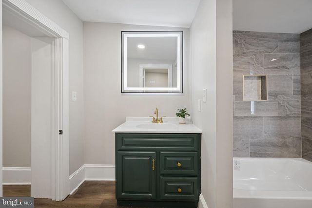 1108 S CLINTON ST, Baltimore, MD 21224