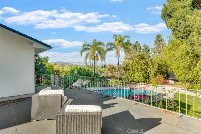 23861 Crosson Drive, Woodland Hills, CA 91367