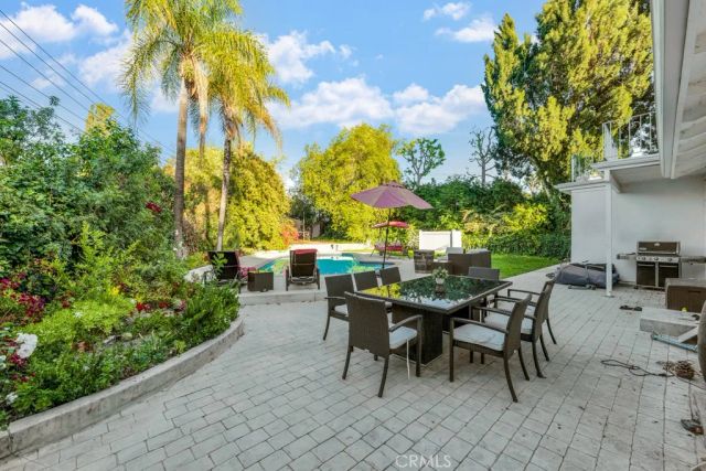 23861 Crosson Drive, Woodland Hills, CA 91367