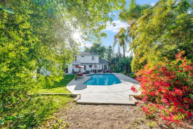 23861 Crosson Drive, Woodland Hills, CA 91367