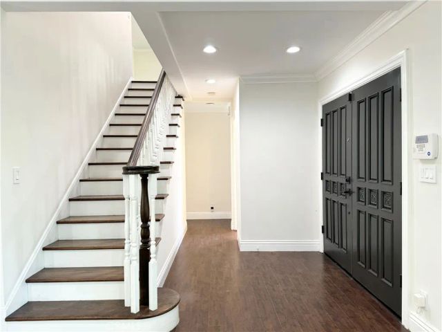 23861 Crosson Drive, Woodland Hills, CA 91367