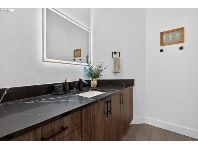 2604 Ne 163RD St, Ridgefield, WA 98642