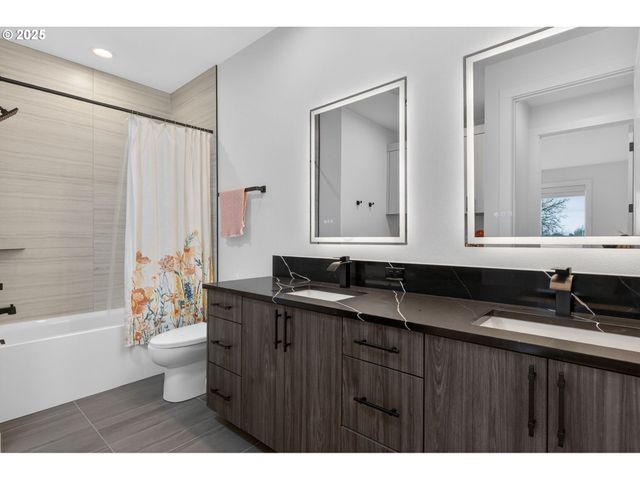 2604 Ne 163RD St, Ridgefield, WA 98642