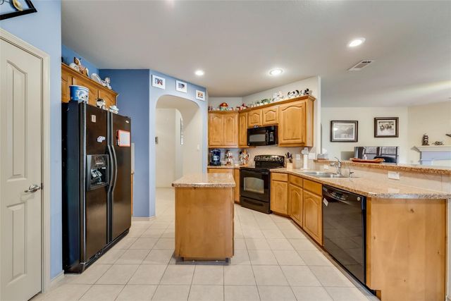 10928 Hawks Landing Road, Fort Worth, TX 76052