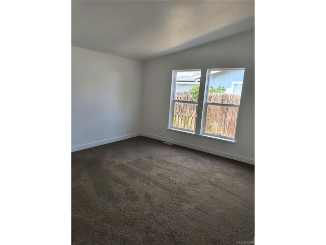 100 Wenatchee St, Lochbuie, CO 80603