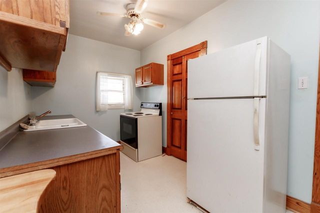 302 W DIVISION STREET, Fond Du Lac, WI 54935