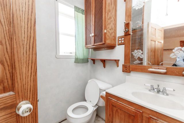 302 W DIVISION STREET, Fond Du Lac, WI 54935