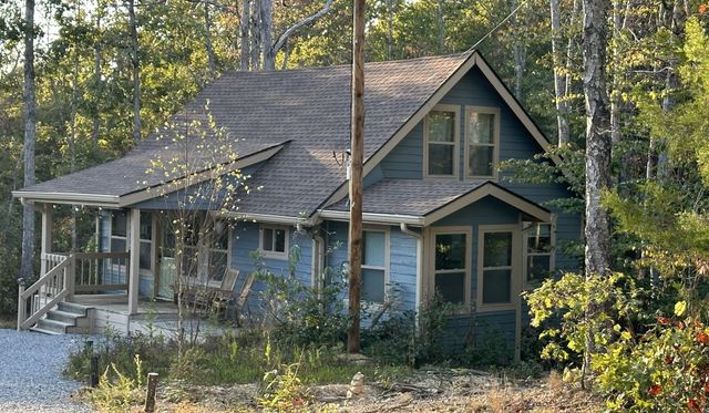 1030 Johnson Hollow Rd, Mc Ewen, TN 37101