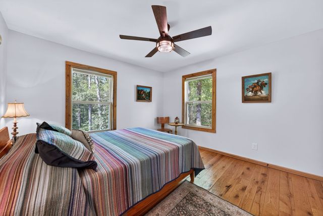 1030 Johnson Hollow Rd, Mc Ewen, TN 37101