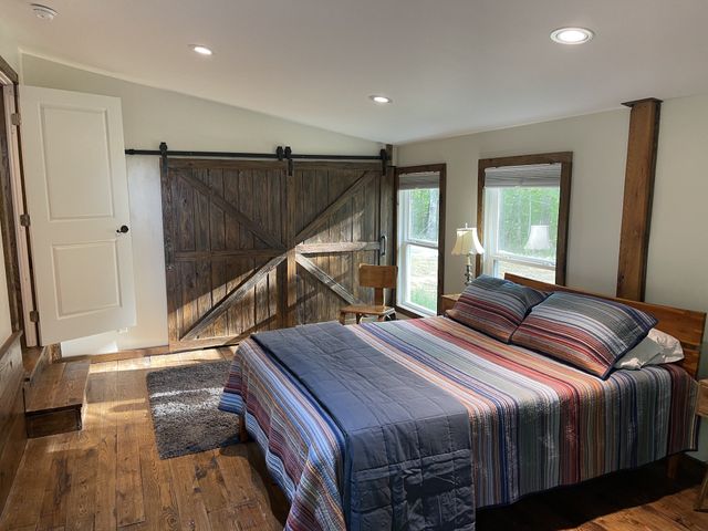 1030 Johnson Hollow Rd, Mc Ewen, TN 37101