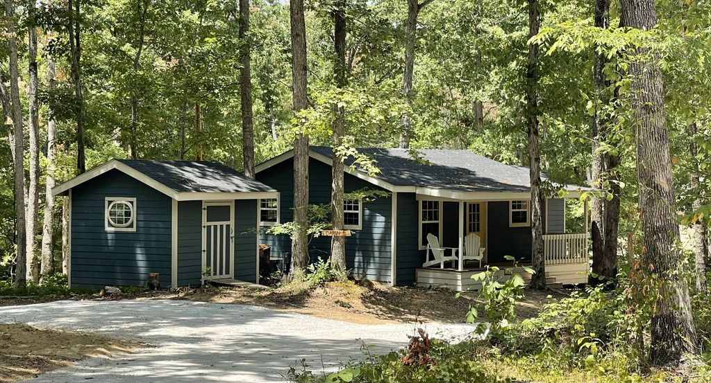 1030 Johnson Hollow Rd, Mc Ewen, TN 37101