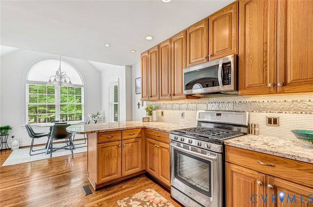 3131 Shadow Creek Dr, Powhatan, VA 23139