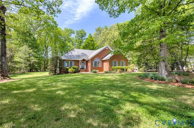 3131 Shadow Creek Dr, Powhatan, VA 23139